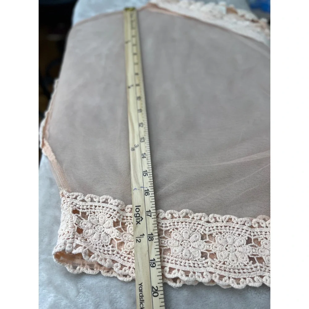 Boutique Forever 21 Peach Mesh Crochet Lace Trim Shrug Bolero Short Sleeve Small